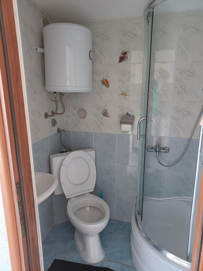 Apartmani Jakovljevic 穆泰尔岛 外观 照片