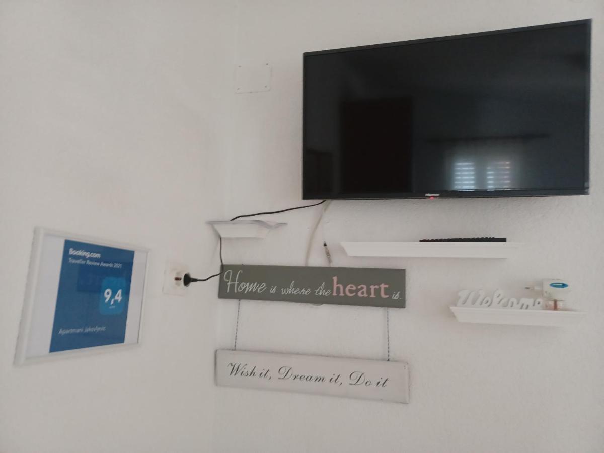 Apartmani Jakovljevic 穆泰尔岛 外观 照片