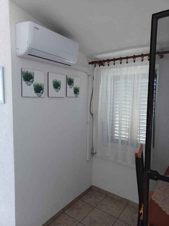 Apartmani Jakovljevic 穆泰尔岛 外观 照片